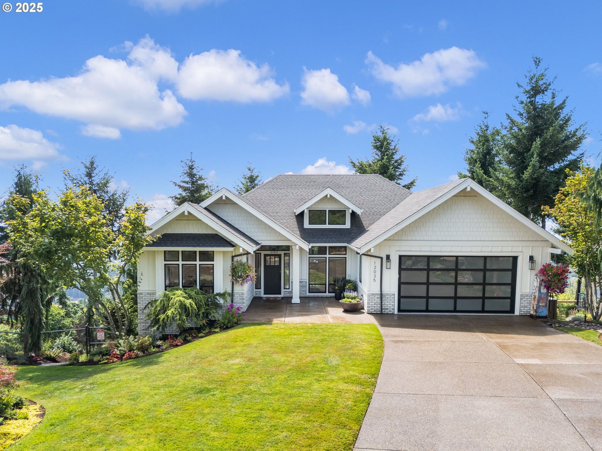 Property Photo:  12035 SE Wintercress Ct  OR 97086 