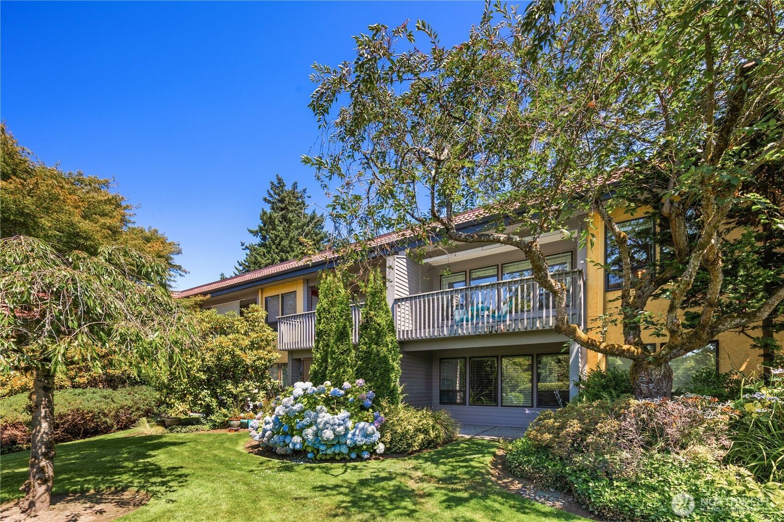 Property Photo:  11624  100th Avenue NE C215  WA 98034 