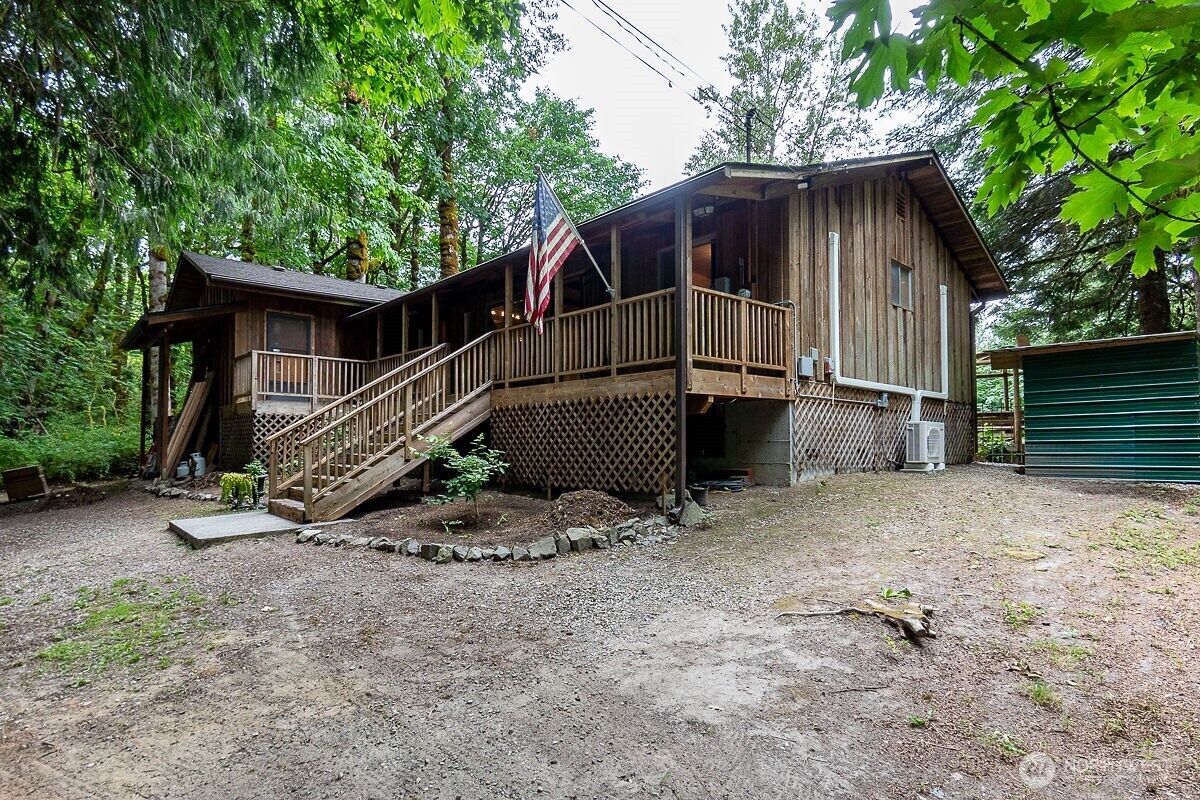 Property Photo: 41371 N Shore Lane WA 98237