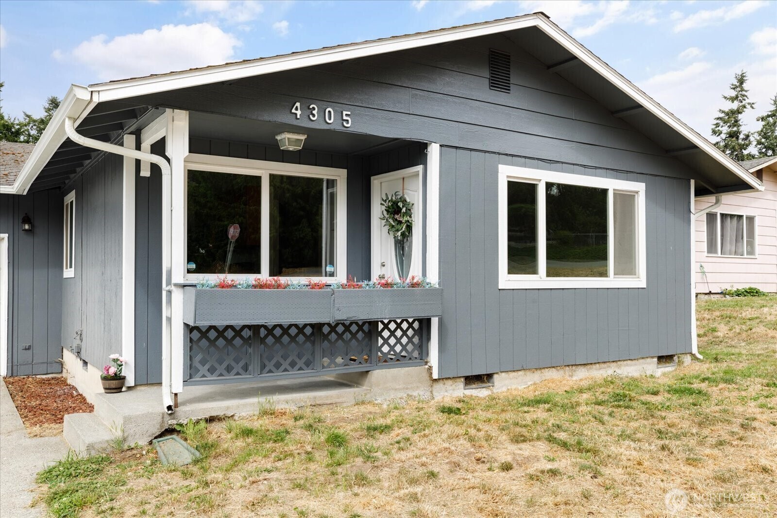 4305  Northgate Drive  Oak Harbor WA 98277 photo