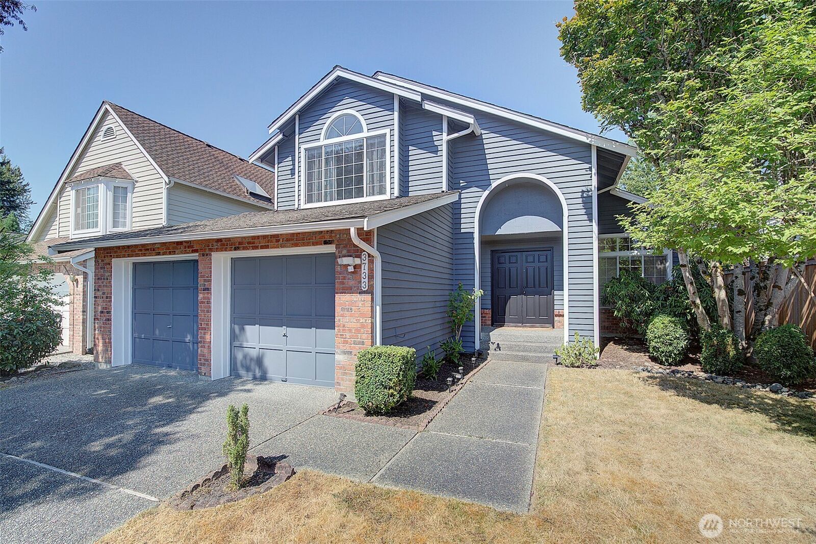 Property Photo:  3733  248th Avenue SE  WA 98029 