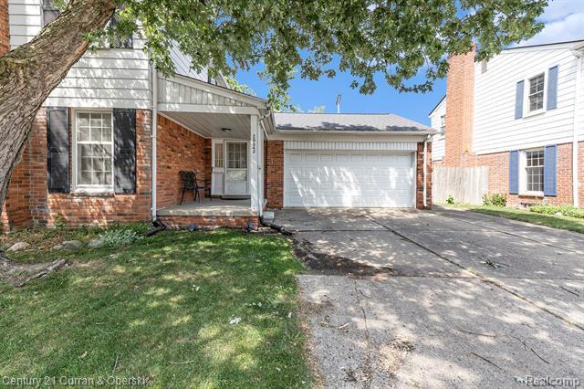 Property Photo: 20643 Danbury Lane MI 48225