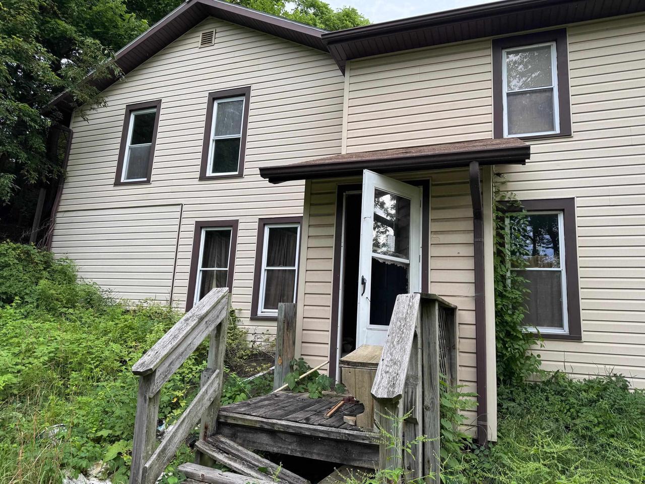 Property Photo: 1803 Rockport Road WI 53545