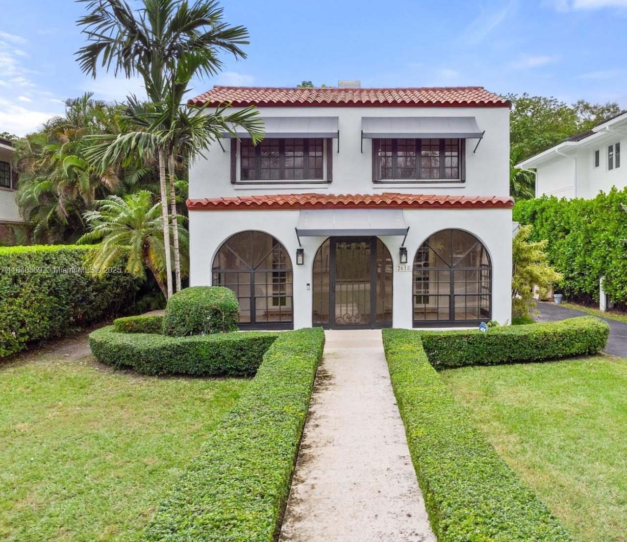 Property Photo:  2618 Alhambra Cir  FL 33134 
