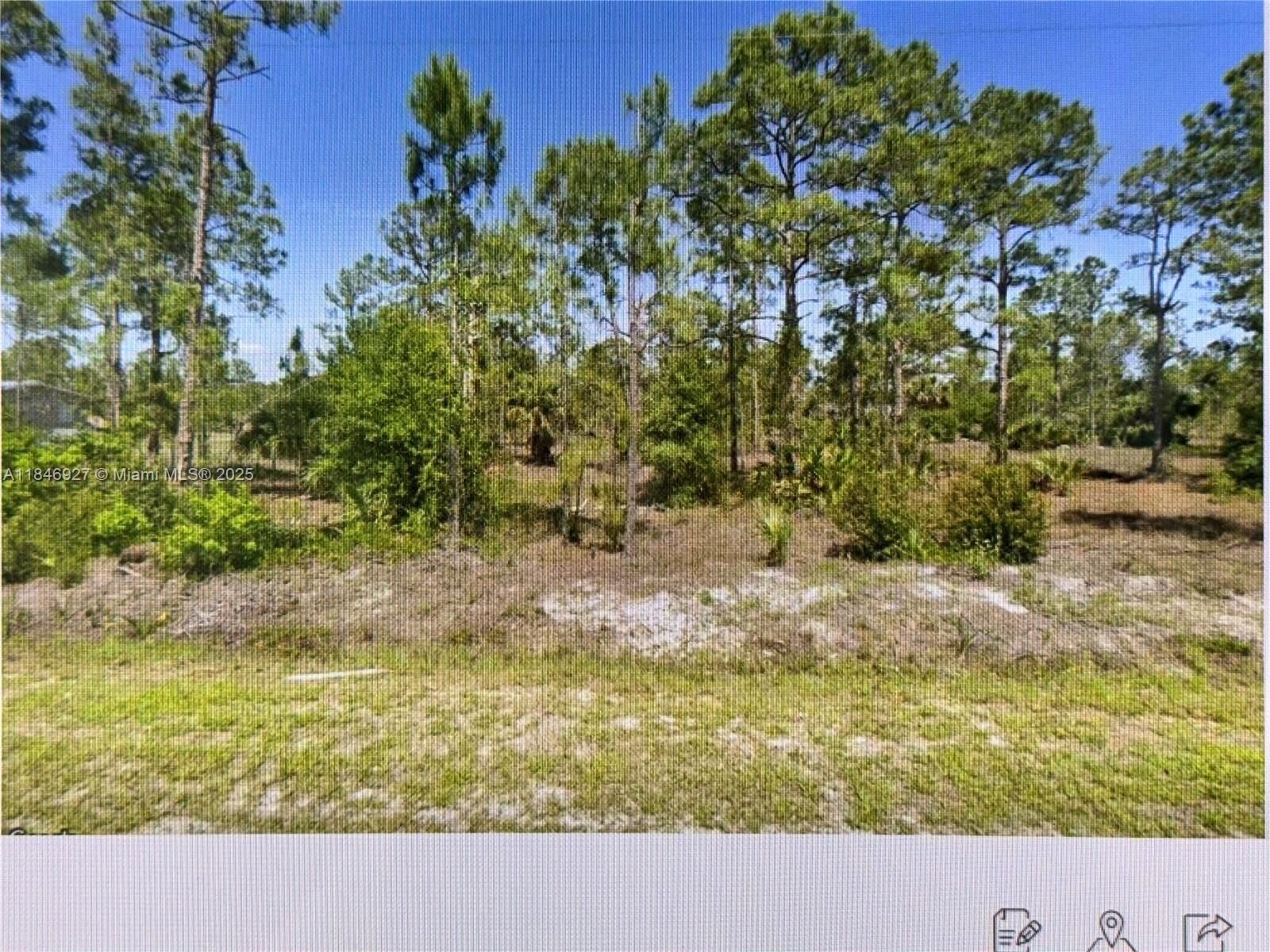 Property Photo: 535 S Romero St FL 33440