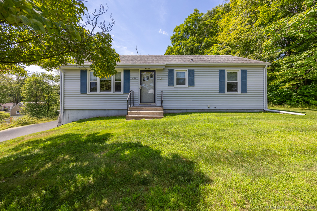 Property Photo:  468 Main Street  CT 06451 