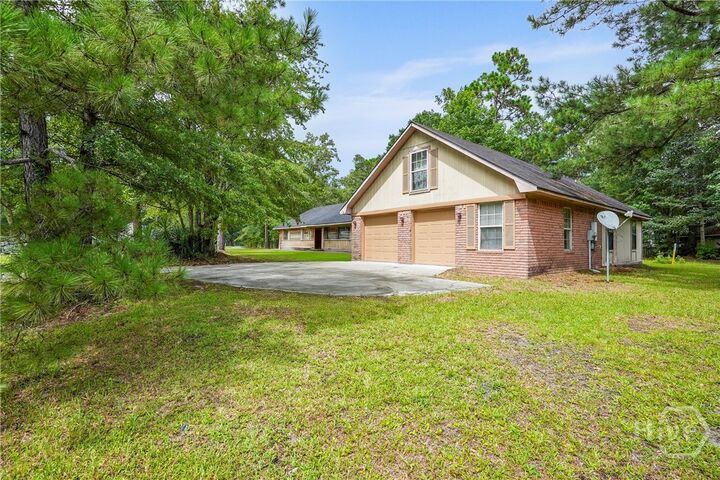 Property Photo: 27 S Huntington Court GA 31324