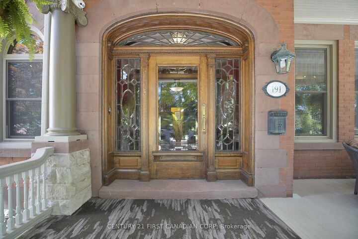 Photo de la propriété:  191 Cheapside Street  ON N6A 1Z9