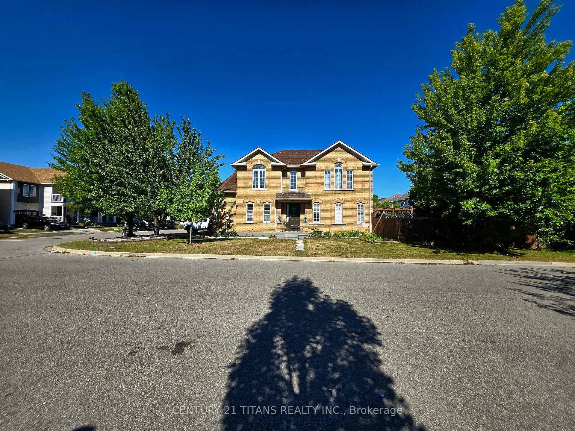 Photo de la propriété: 23 Hirons Drive ON L1S 7N6