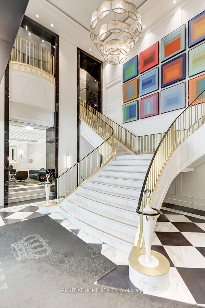 Property Photo:  955 Bay Street 210  ON M5S 0C6 