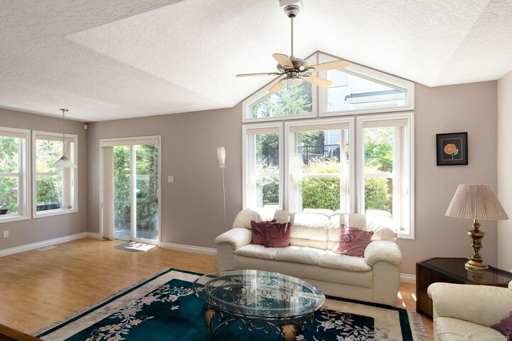 Property Photo:  707 Greenlea Dr 3  BC V8Z 3E7 
