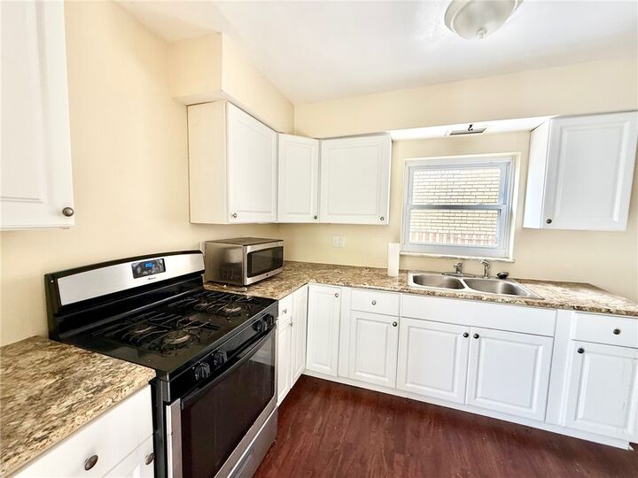 Property Photo: 1638 Methyl St PA 15216