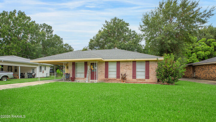 Property Photo: 514 Bayard Street LA 70560
