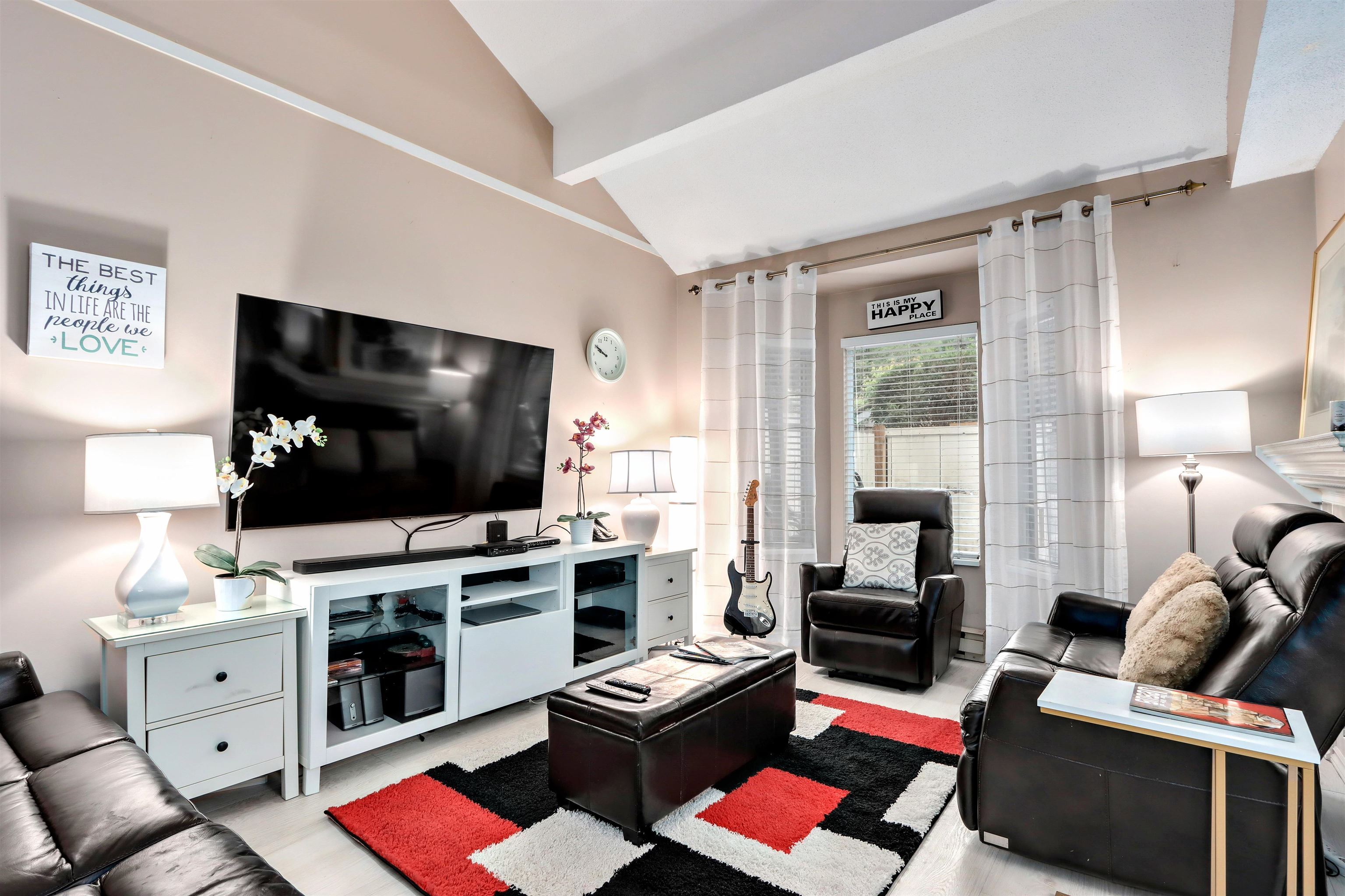 Property Photo:  10094 154 Street 2  BC V3R 4J6 
