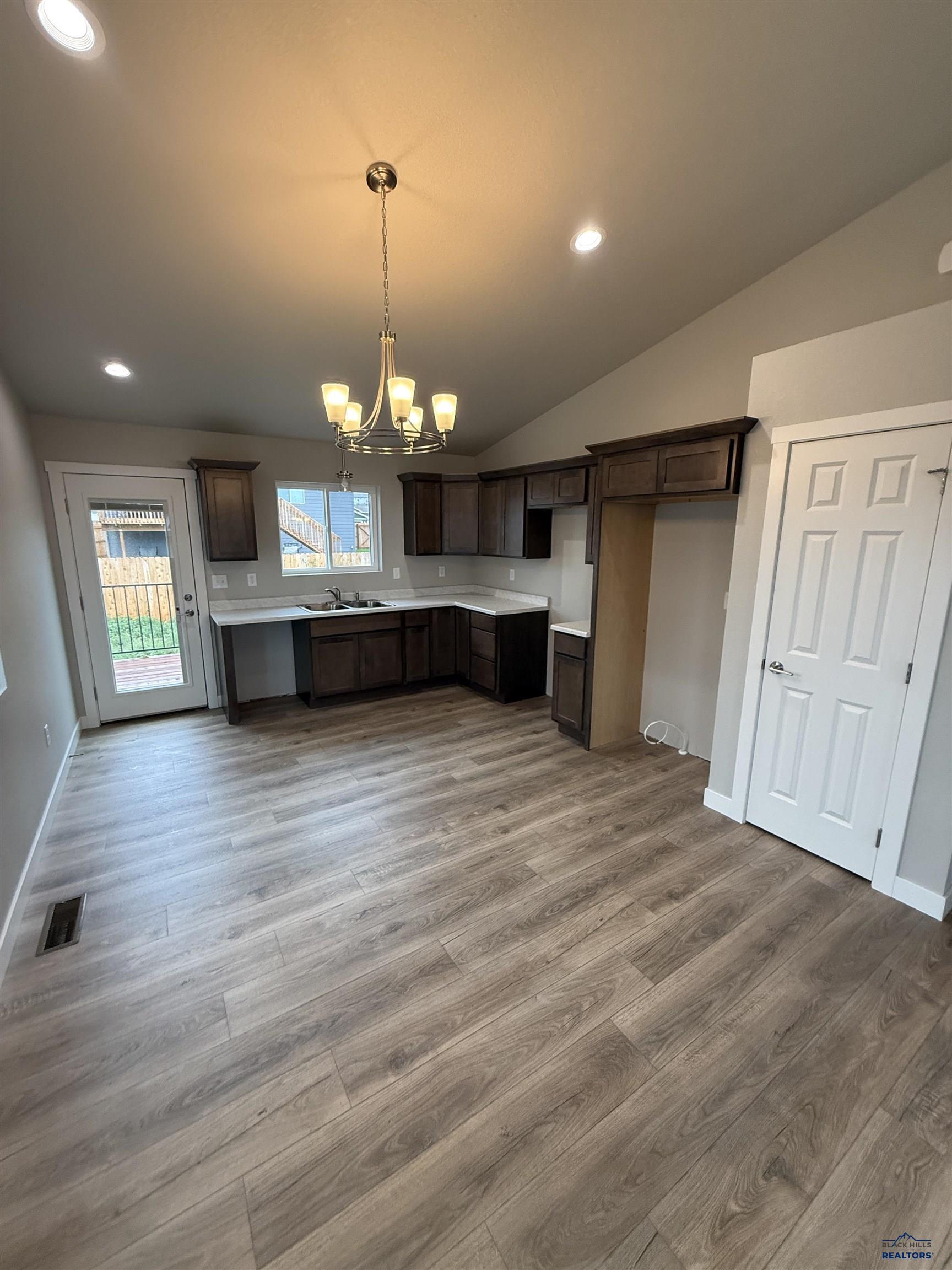 Property Photo: 408 Nighthawk Dr SD 57719
