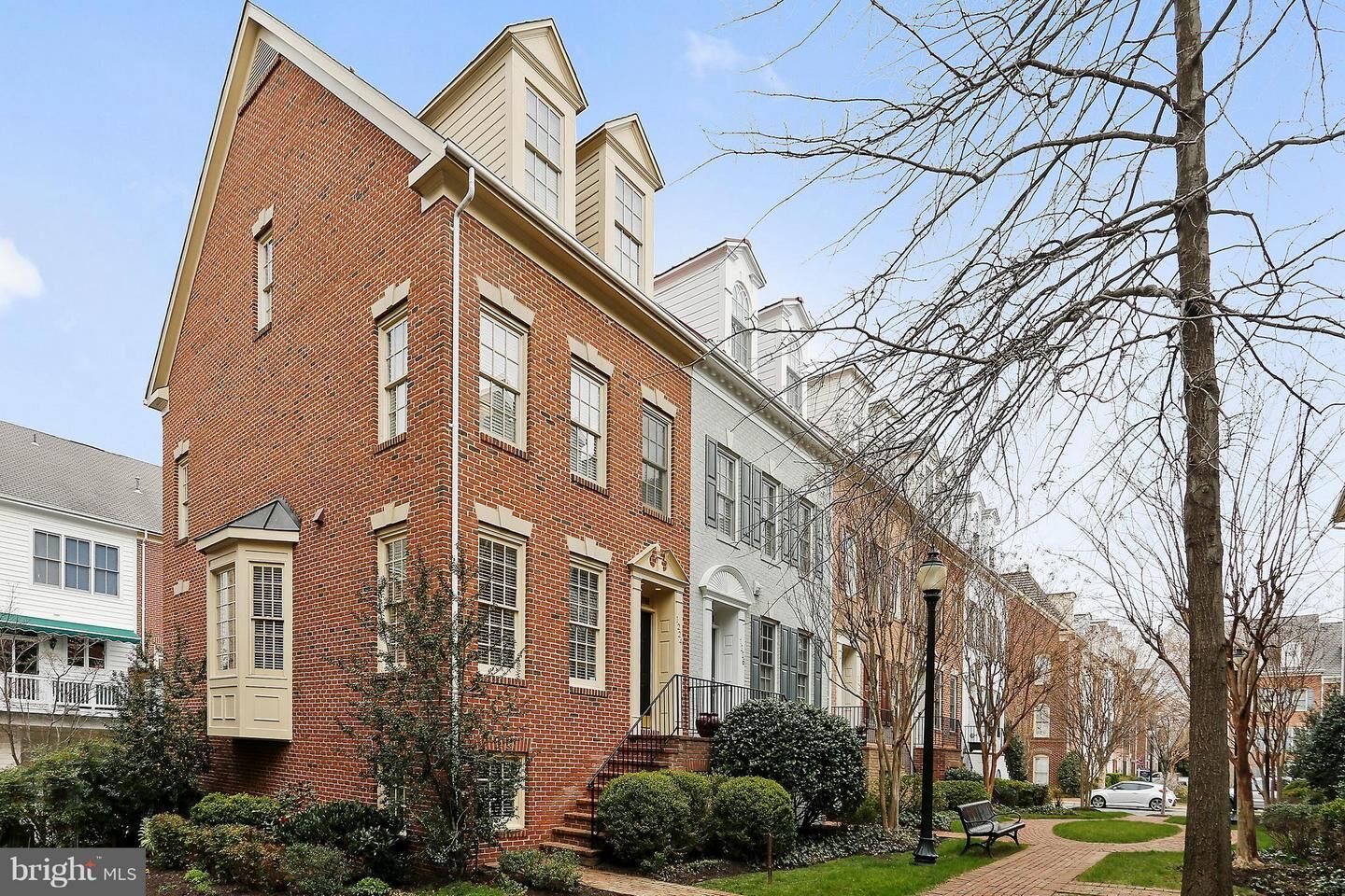 Property Photo:  1224 Roundhouse Lane  VA 22314 