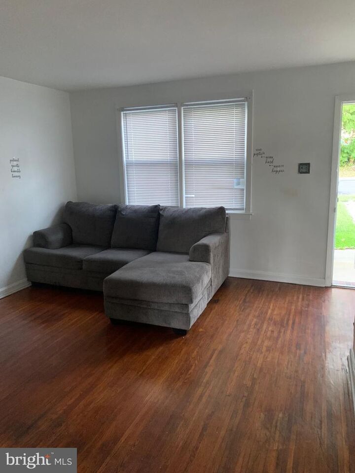 Property Photo: 124 Grant Street NJ 08060