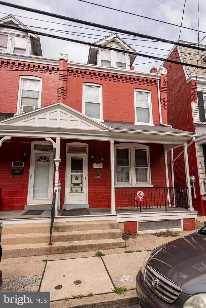 Property Photo: 132 Coral Street PA 17603