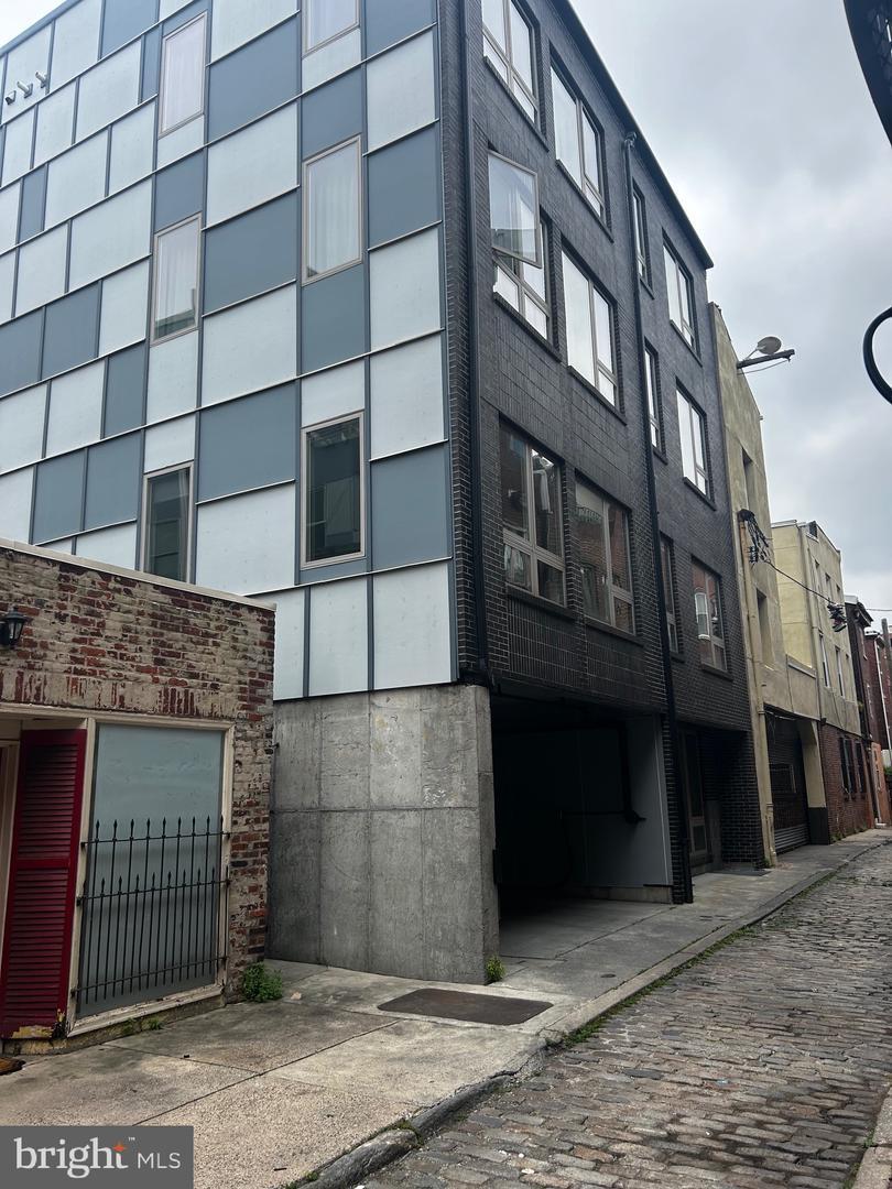 110 Naudain Street 12 4  Philadelphia PA 19147 photo