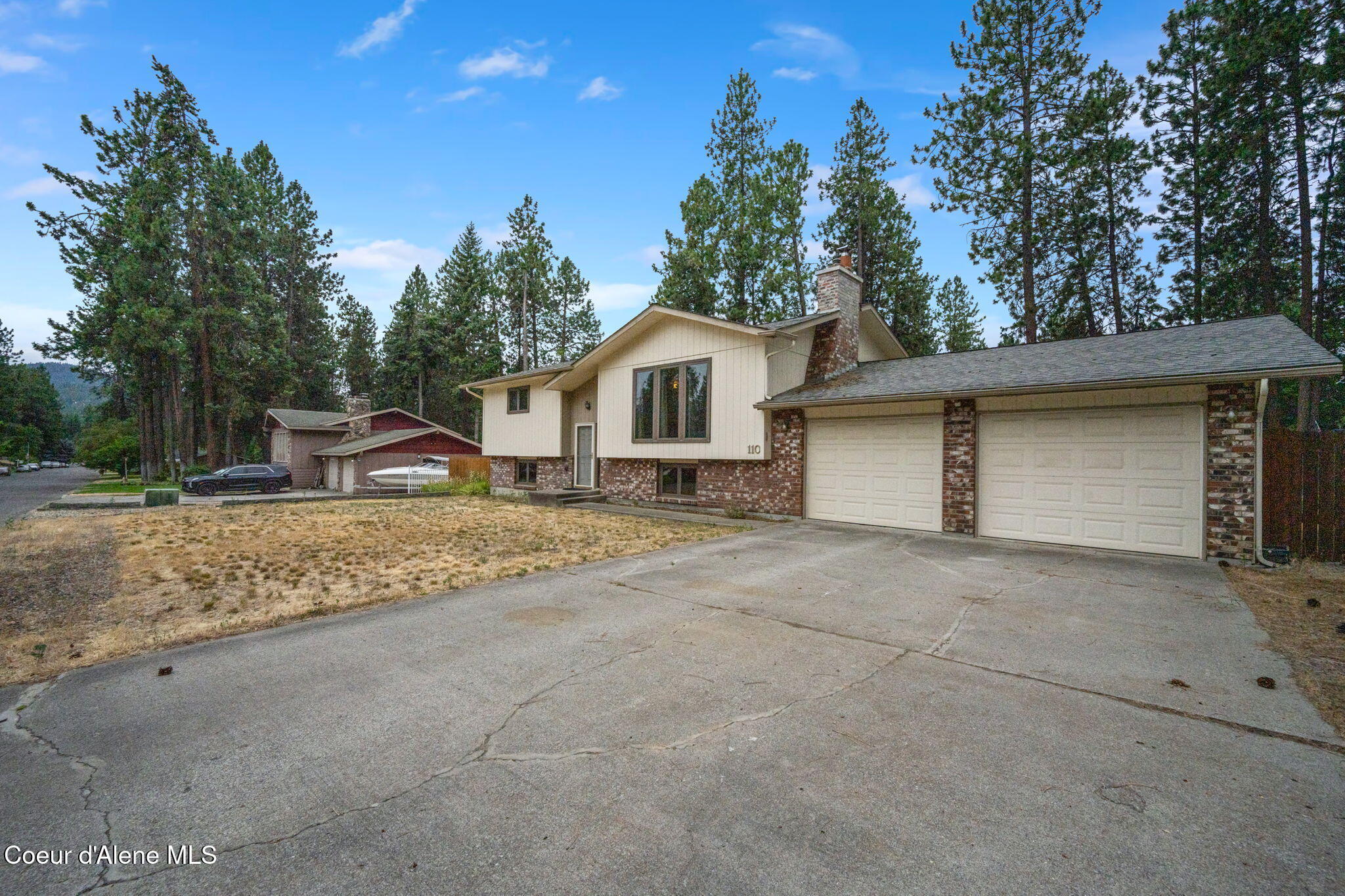 Property Photo:  110 S Ridgewood Dr  ID 83854 