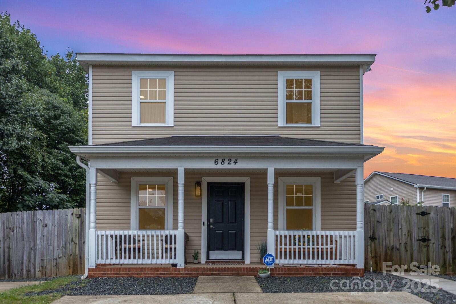 Property Photo:  6824 Aerial Court  NC 28213 