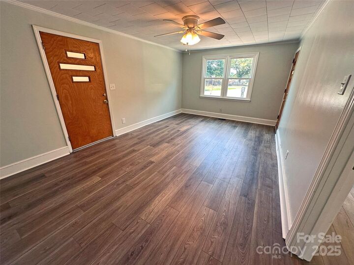 Property Photo:  112 Holly Hill Road  NC 28152 