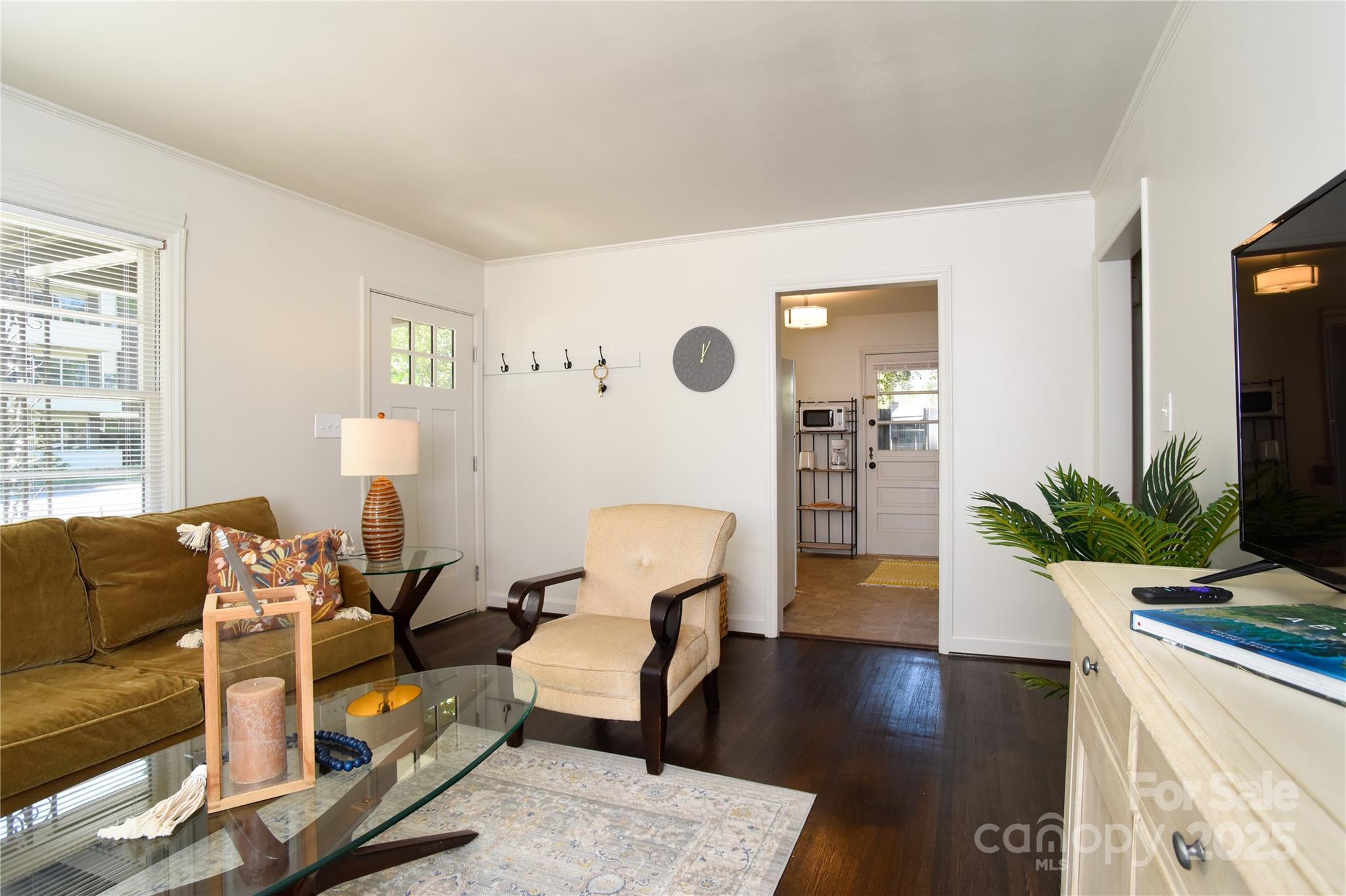 Property Photo:  1239 Reece Road  NC 28209 