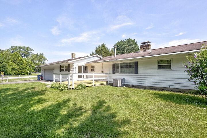 Property Photo: 111 Barb Avenue OH 43056