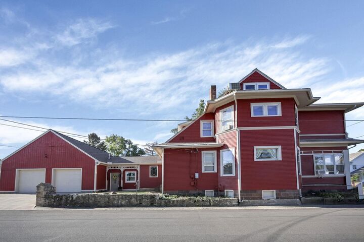 Property Photo:  118 Oak Street  OH 43105 