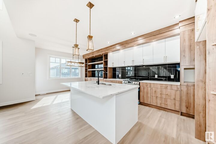Property Photo: 39 Meadowgrove Lane AB T7X 0W2
