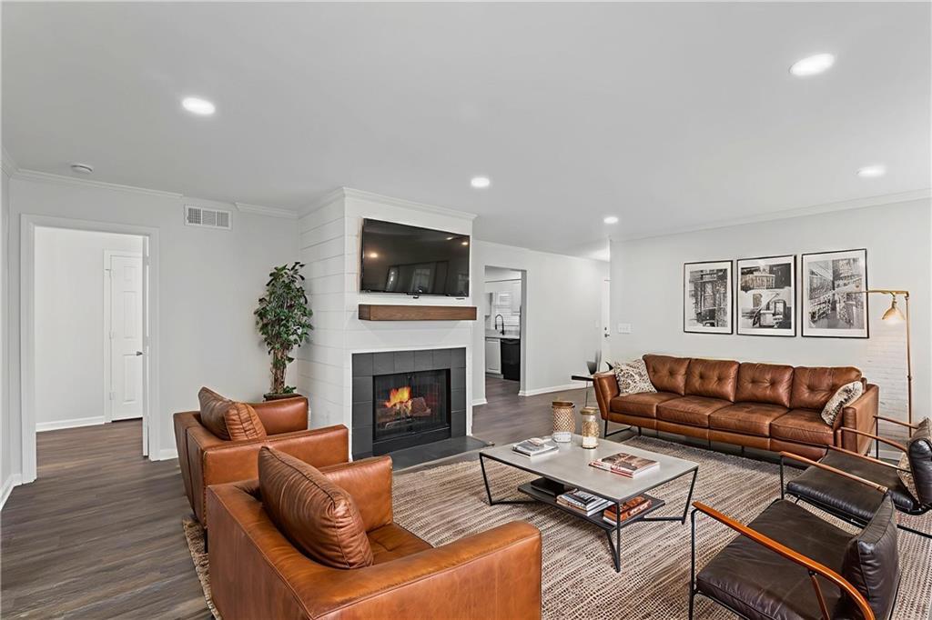 Property Photo: 600 Bedfort Drive GA 30096