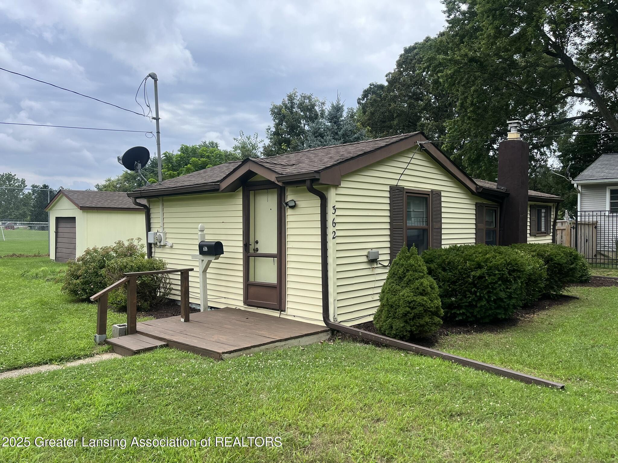 362 E South Street  Mason MI 48854 photo