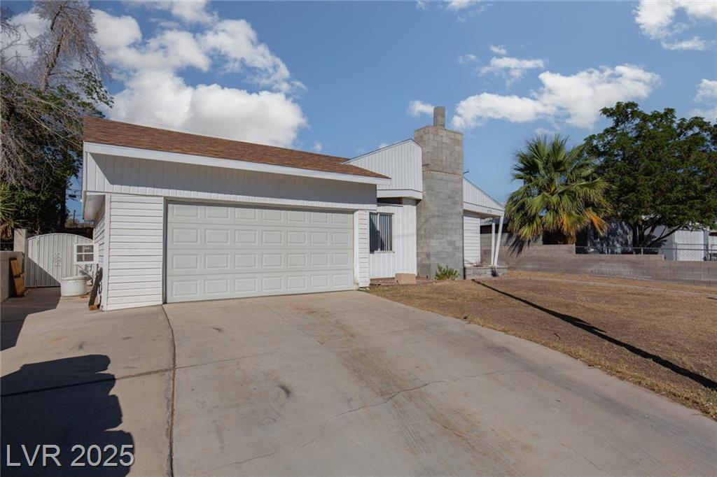 Property Photo: 373 Upland Boulevard NV 89107