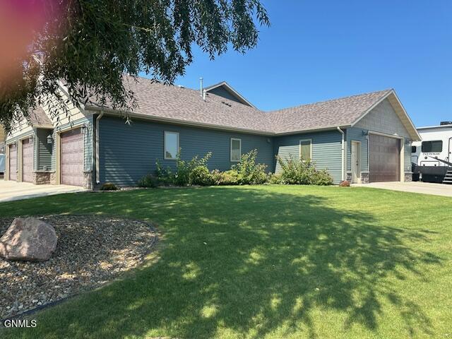 Property Photo:  4412 Borden Harbor Drive SE  ND 58554 