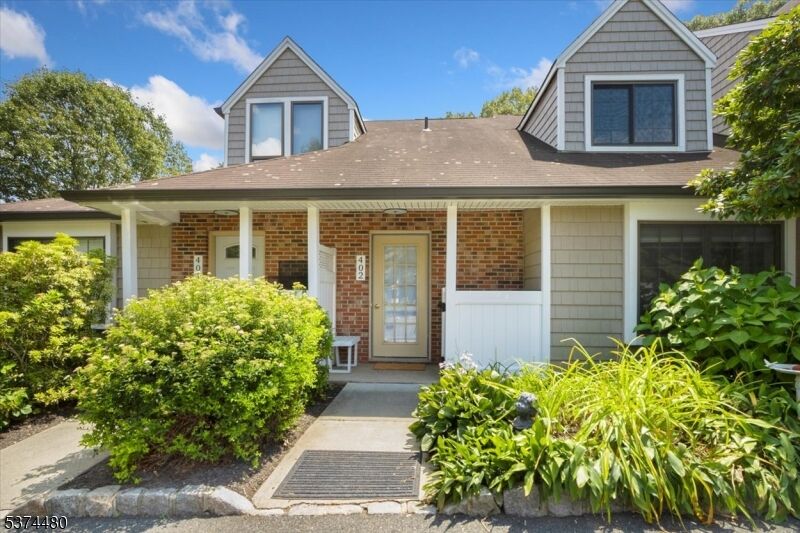 Property Photo:  402 Betty Ln  NJ 07803 