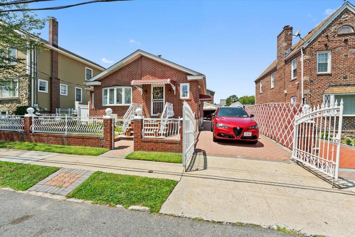 Property Photo: 15 Sumner Avenue NY 10704