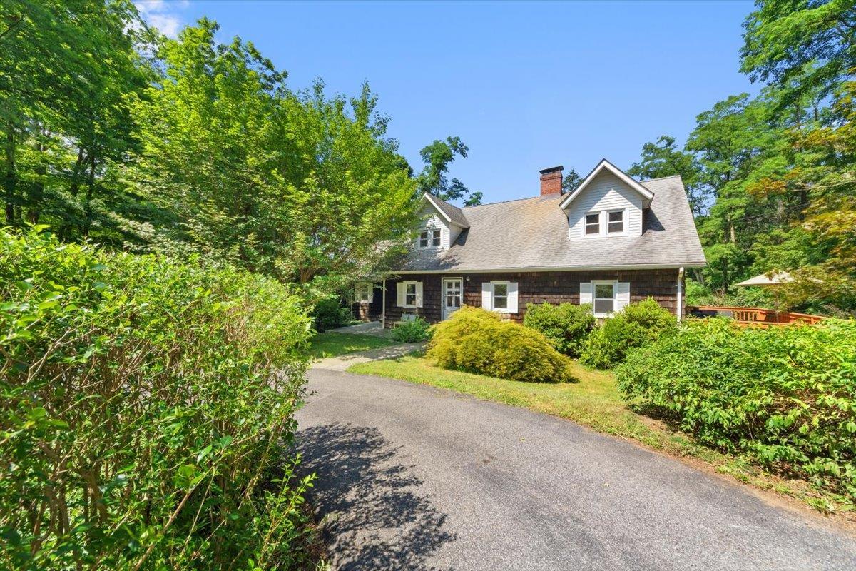 Property Photo:  157 Route 100  NY 10536 