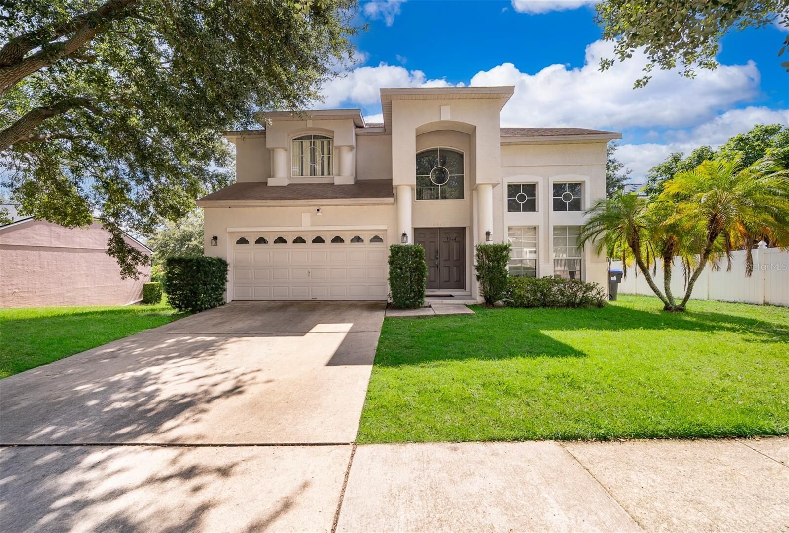 Property Photo: 1944 Florence Vista Boulevard FL 32818
