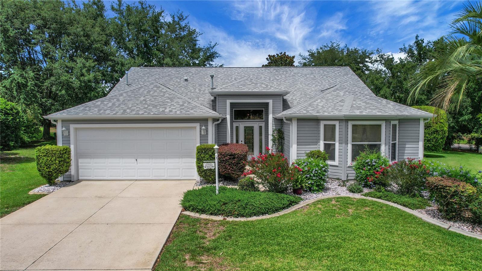 Property Photo: 9213 SE 172nd Santee Place FL 32162