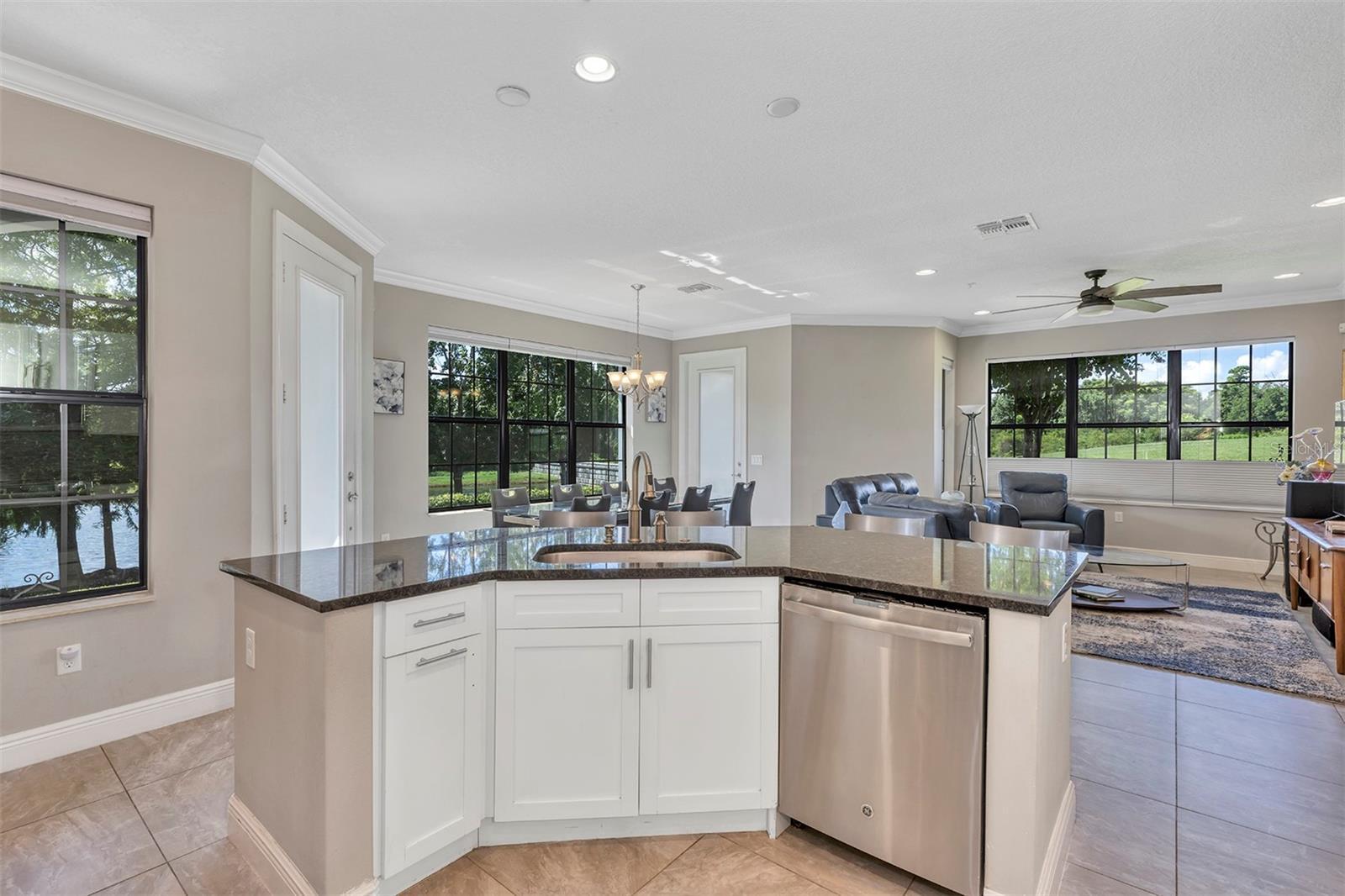 Property Photo: 1569 Corkery Court FL 32708