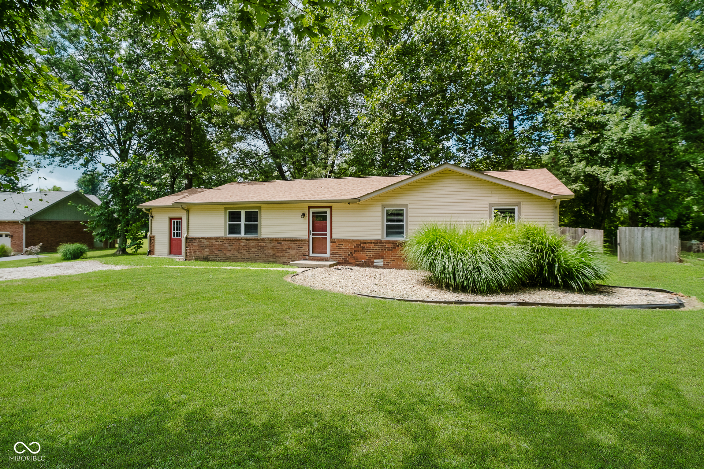 Property Photo: 10608 N Gasburg Road IN 46158