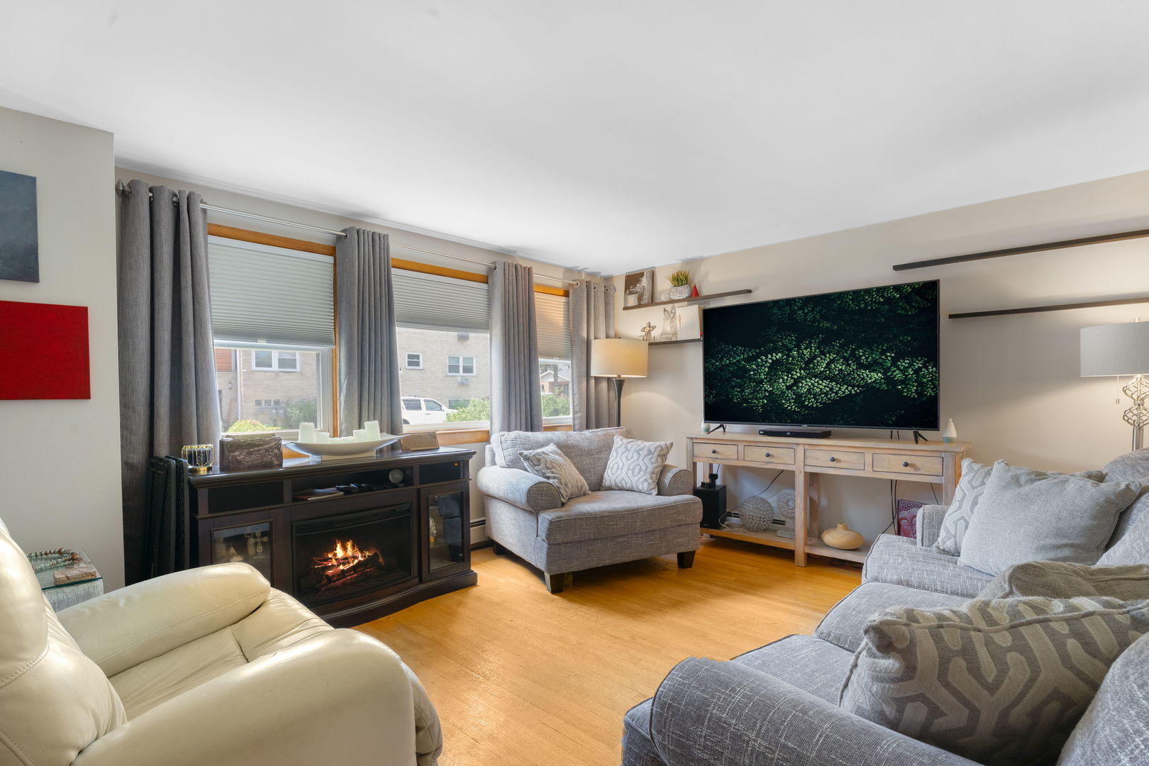 Property Photo: 3807 Scoville Avenue IL 60402