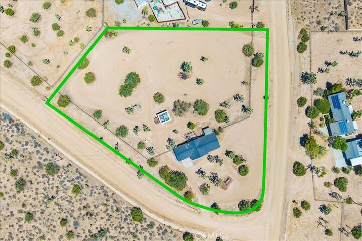 Property Photo:  56810 Chipmunk Trail  CA 92284 