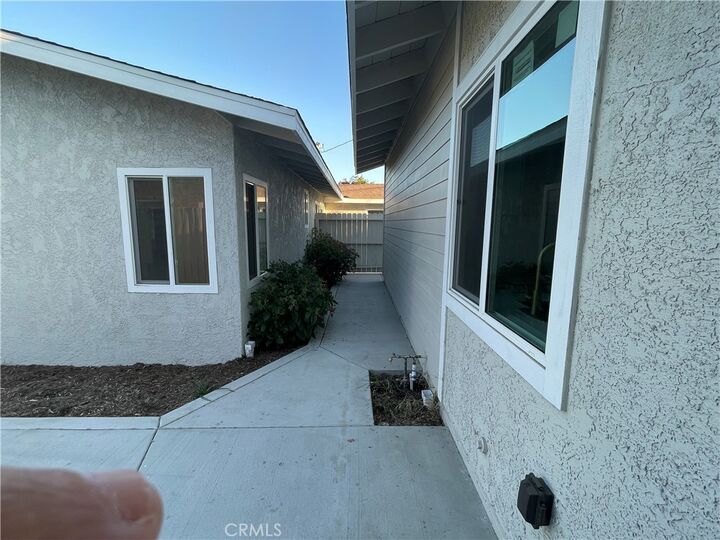 Property Photo:  623 E Elm Street B  CA 91761 