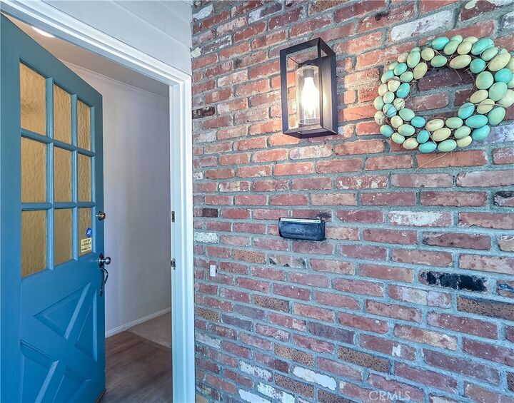 Property Photo:  2883 Hermosita Drive  CA 91208 