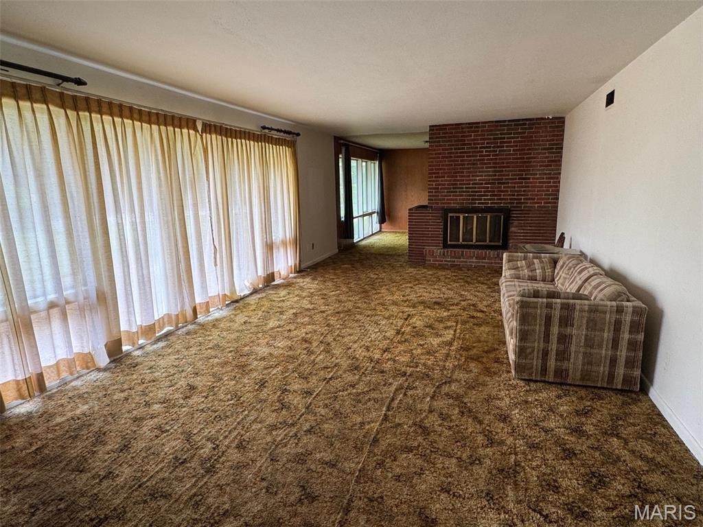 Property Photo: 101 Stoneyside Lane MO 63132