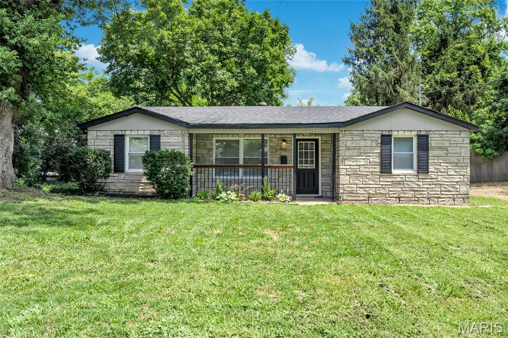 Property Photo: 2313 Meadow Drive IL 62226