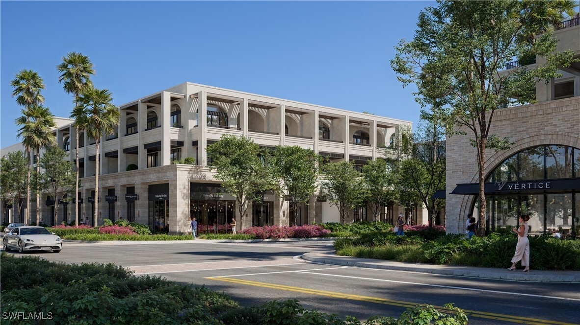 Property Photo: 975 6th Avenue S 302 FL 34102