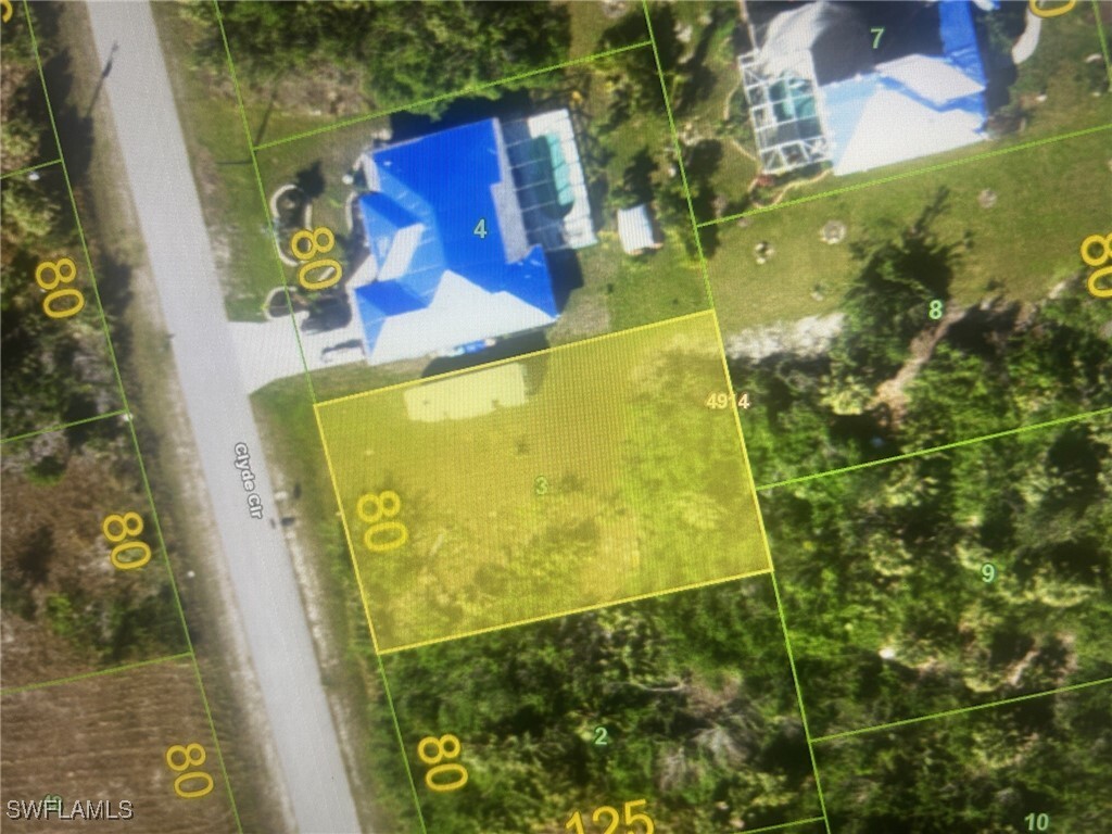 Property Photo: 8089 Clyde Circle FL 33981