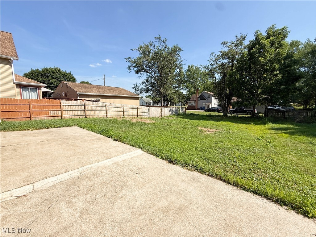 Property Photo:  2577 E Midlothian Boulevard  OH 44471 